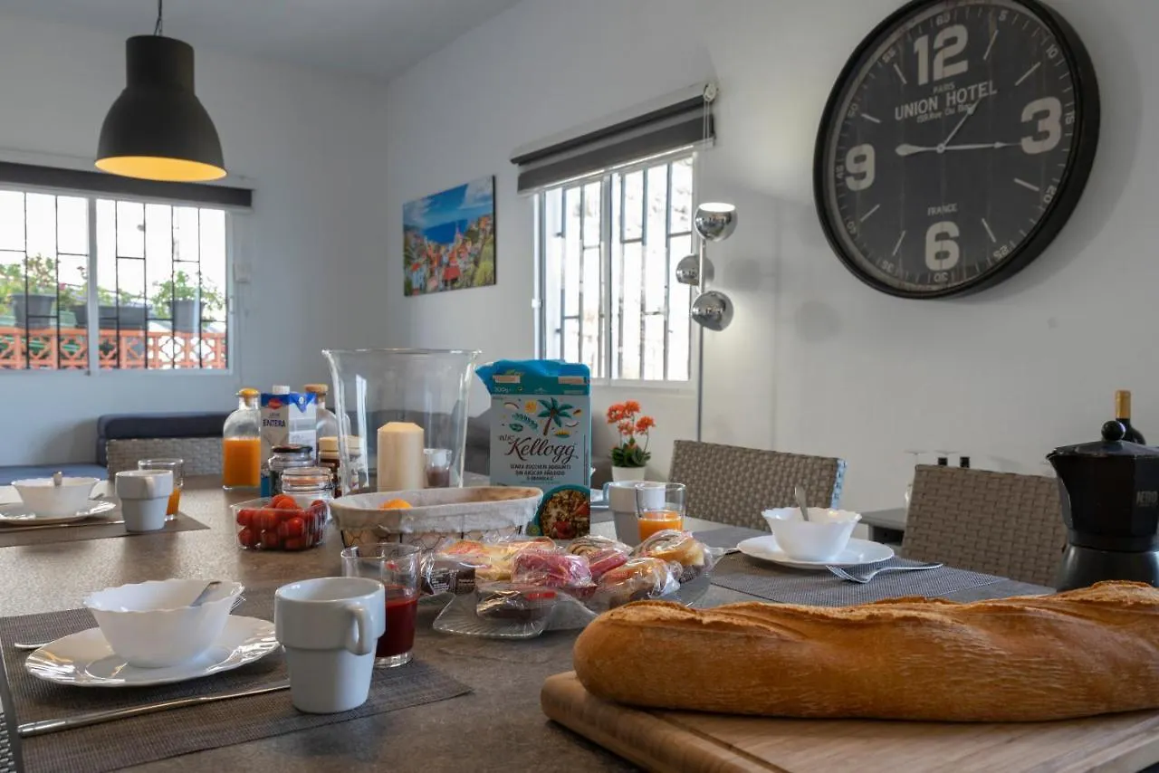 Spacious House With Huge Terrace Facing The Sea Bocacangrejo Holiday home