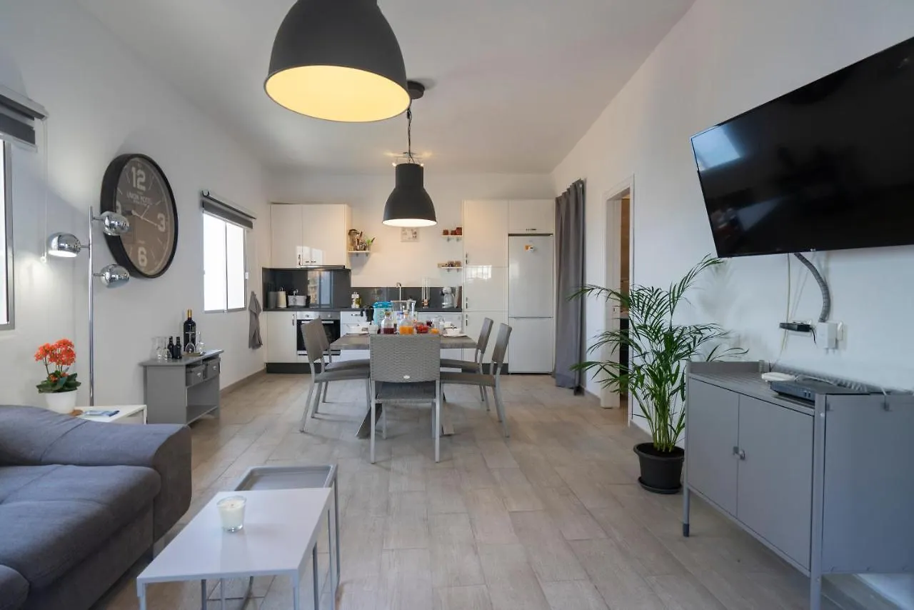 Spacious House With Huge Terrace Facing The Sea Bocacangrejo Holiday home