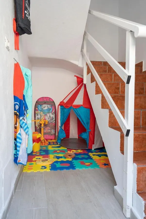 Spacious House With Huge Terrace Facing The Sea Bocacangrejo Holiday home